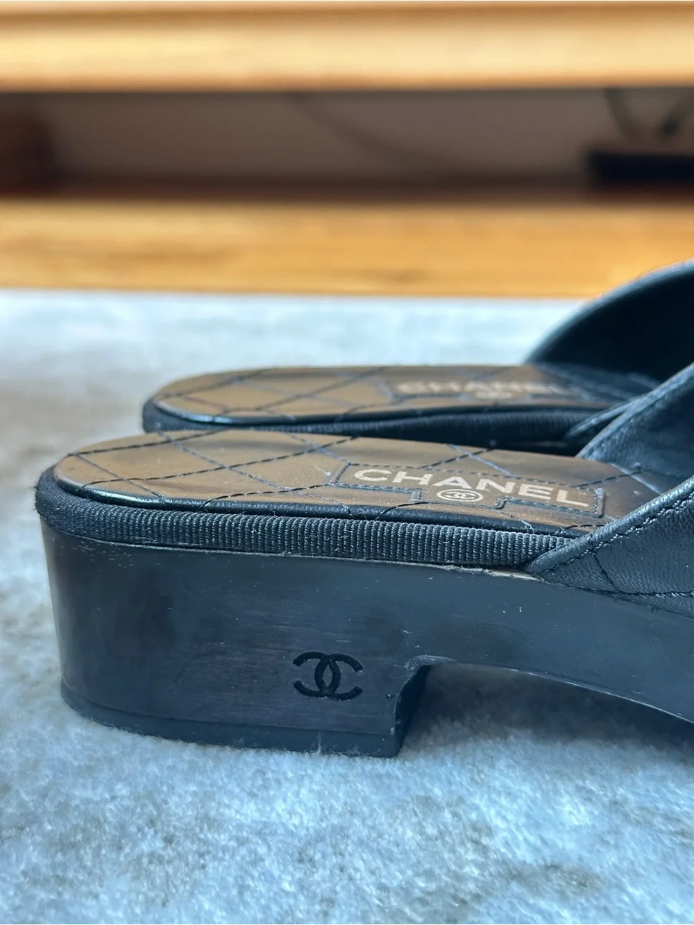 Chanel Black Quilted Leather CC Thong Sandals – Size 38.5